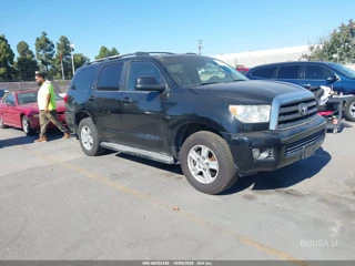 TOYOTA TOYOTA SEQUOIA SR5 5.7L V8