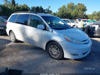 TOYOTA TOYOTA SIENNA XLE