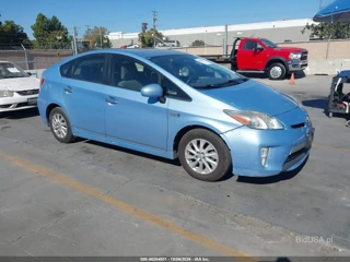 TOYOTA TOYOTA PRIUS PLUG-IN