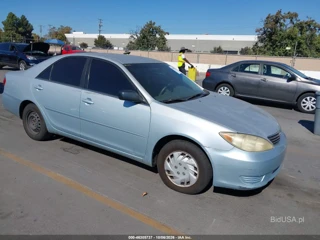 TOYOTA TOYOTA CAMRY LE