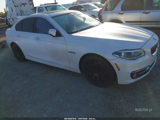 BMW 528I