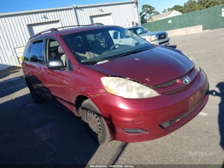 TOYOTA TOYOTA SIENNA LE