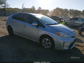 TOYOTA TOYOTA PRIUS TWO