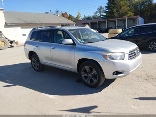 TOYOTA TOYOTA HIGHLANDER SPORT