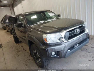 TOYOTA TOYOTA TACOMA BASE V6