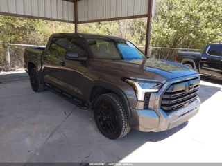 TOYOTA TOYOTA TUNDRA SR5