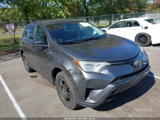 TOYOTA TOYOTA RAV4 LE