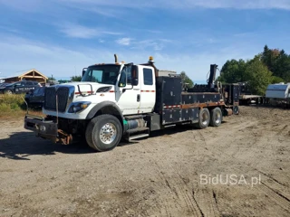 INTERNATIONAL 7600
