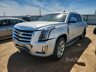 CADILLAC ESCALADE ESV LUXURY