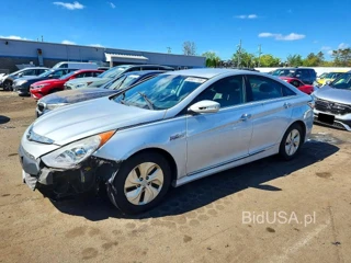 HYUNDAI SONATA HYBRID
