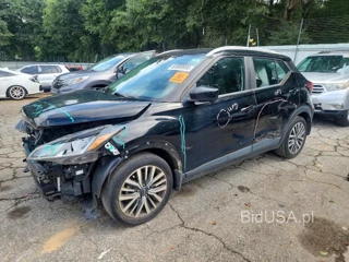 NISSAN KICKS SV