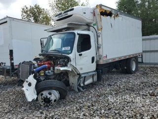 FREIGHTLINER M2 106 MEDIUM DUTY