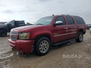 CHEVROLET SUBURBAN C1500 LT