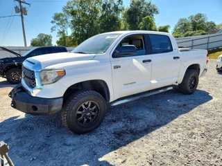 TOYOTA TUNDRA SR5