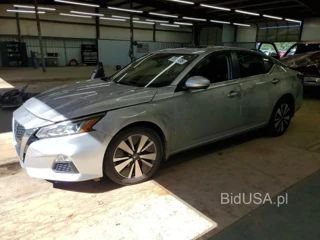 NISSAN ALTIMA SV