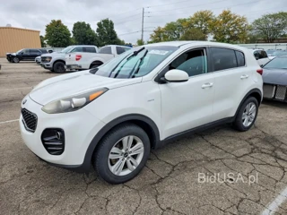 KIA SPORTAGE LX