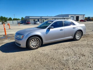 CHRYSLER 300