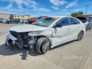 KIA FORTE GT LINE