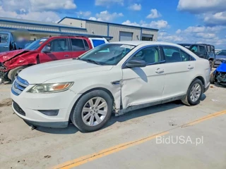 FORD TAURUS SE