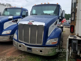 PETERBILT 579