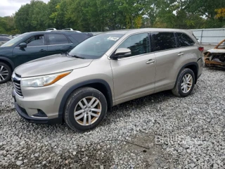TOYOTA HIGHLANDER LE