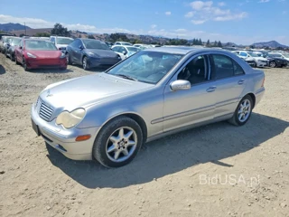 MERCEDES-BENZ C 240