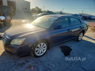 TOYOTA AVALON XLS