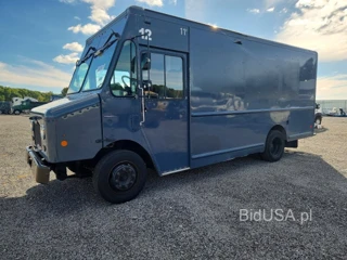 FREIGHTLINER MT45 CHASSIS