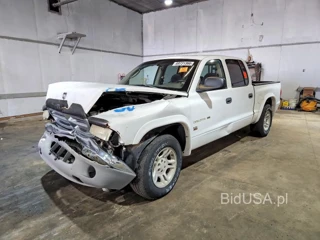 DODGE DAKOTA QUAD SLT