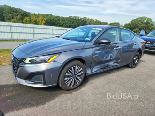 NISSAN ALTIMA SV