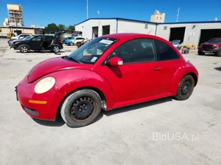 VOLKSWAGEN NEW BEETLE