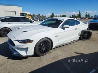 FORD MUSTANG GT