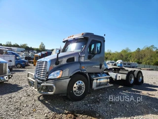 FREIGHTLINER CASCADIA 113 SLEEPER CAB"