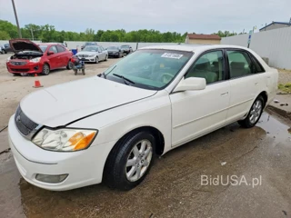 TOYOTA AVALON XL
