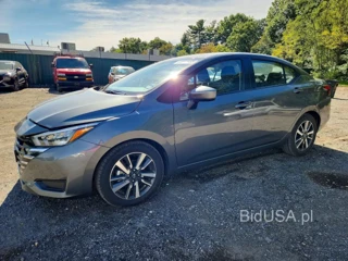 NISSAN VERSA SV