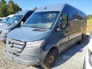 MERCEDES-BENZ SPRINTER 2500