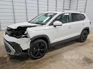 VOLKSWAGEN TAOS SE