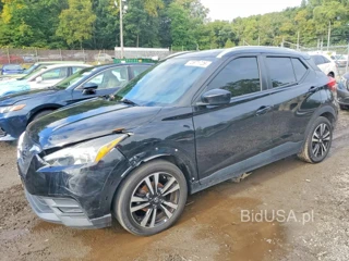 NISSAN KICKS SV
