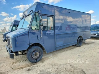 FREIGHTLINER MT45 CHASSIS