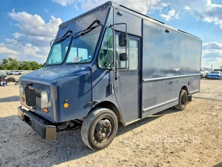 FREIGHTLINER MT45 CHASSIS