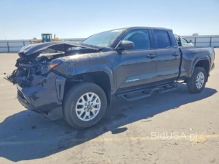 TOYOTA TACOMA SR5