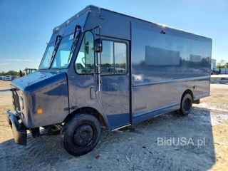 FREIGHTLINER MT45 CHASSIS