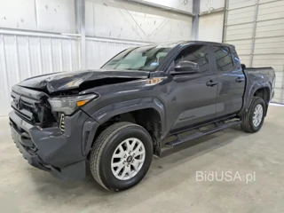 TOYOTA TACOMA SR5