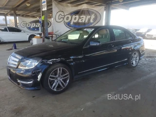 MERCEDES-BENZ C 300 4MATIC