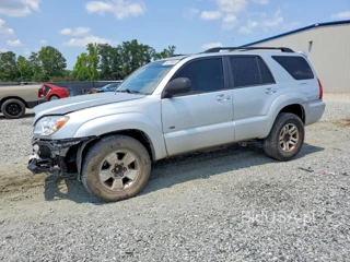 TOYOTA 4RUNNER SR5