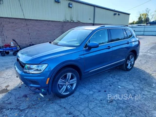 VOLKSWAGEN TIGUAN SE