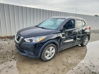 NISSAN KICKS S