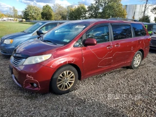 TOYOTA SIENNA XLE 8-PASSENGER