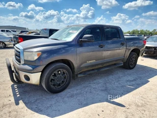 TOYOTA TUNDRA CREWMAX SR5