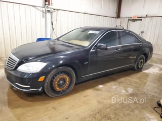 MERCEDES-BENZ S 550 4MATIC